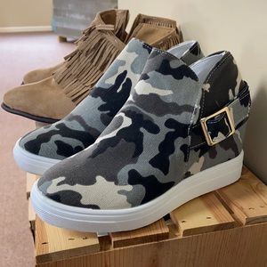 Camo Sneaker Wedge Shoes